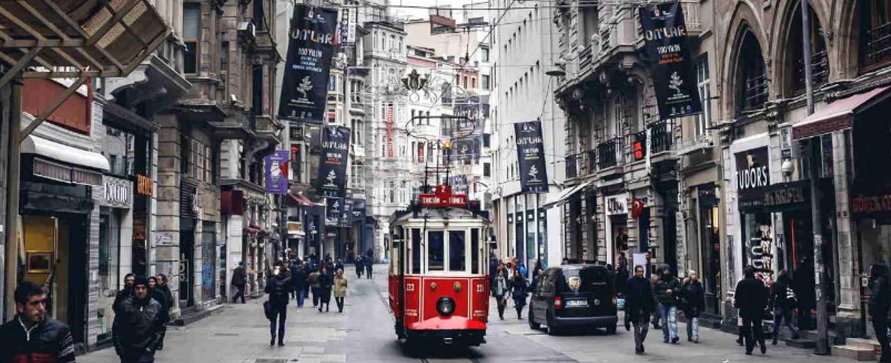 Güldür Güldür Show ve İstanbul Turu