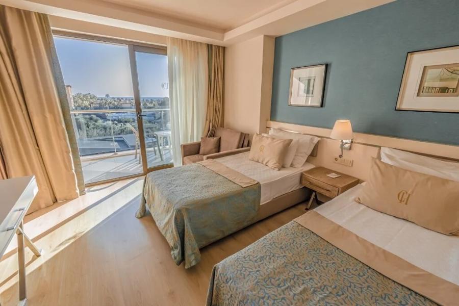 Castival Hotel Yılbaşı Özel | Side Tatili | 3 Gece 4 Gün