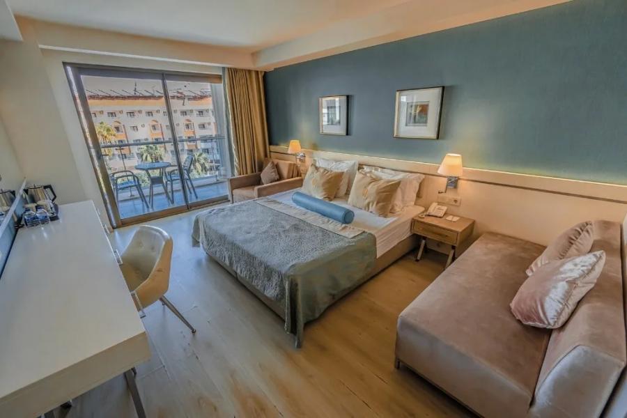 Castival Hotel Yılbaşı Özel | Side Tatili | 3 Gece 4 Gün