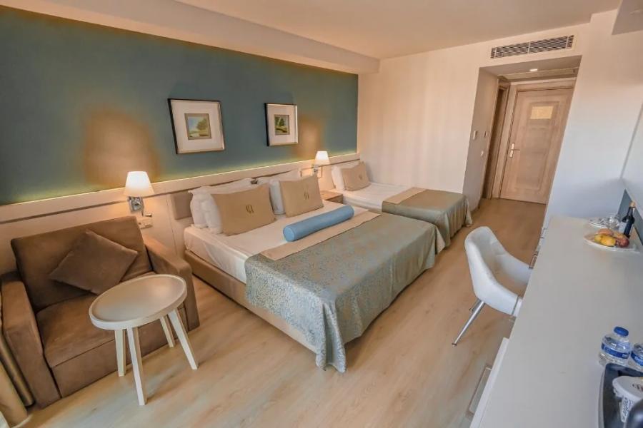 Castival Hotel Yılbaşı Özel | Side Tatili | 3 Gece 4 Gün