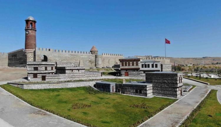 İSTANBUL ÇIKIŞLI / UÇAKLI BAŞTAN BAŞA BÜYÜK DOĞU ANADOLU TURU / 5 GECE KONAKLAMALI /