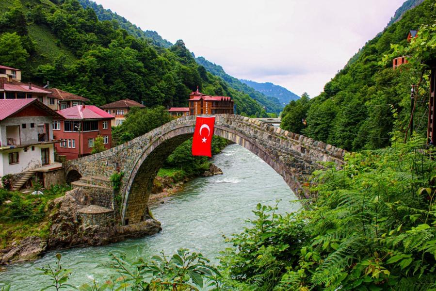 ANKARA ÇIKIŞLI / KARADENİZ BATUM TURU / 3 GECE 4 GÜN /