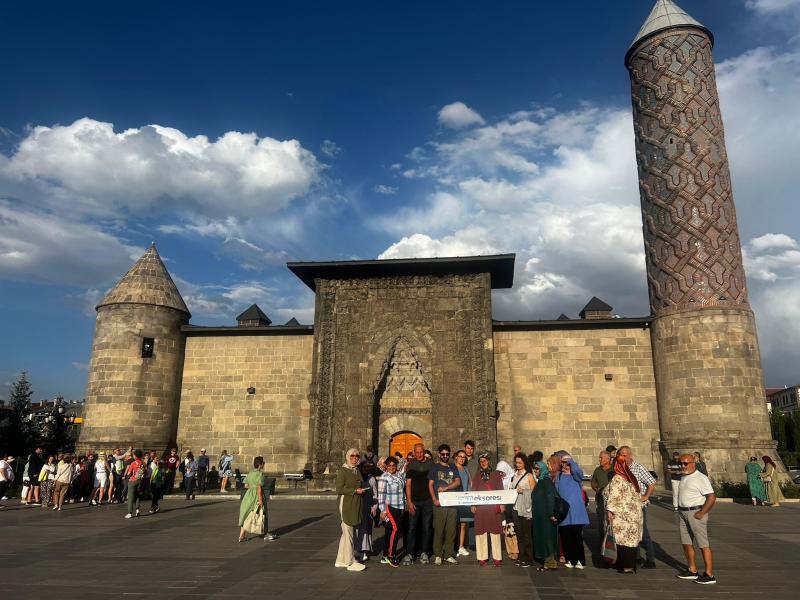 İZMİR ÇIKIŞLI / UÇAKLI BAŞTANBAŞA BÜYÜK DOĞU ANADOLU TURU / 6 GECE KONAKLAMA/