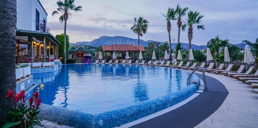 Costa 3S Beach Resort Bodrum | 3 Gece Konaklamalı | İstanbul , İzmit, Bursa ve İzmir Hareketli