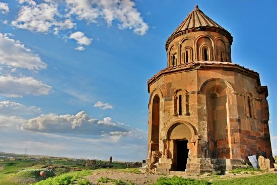 İSTANBUL ÇIKIŞLI/ Uçaklı KARS-TİFLİS-BATUM-ARTVİN Turu/ 3 GECE 4 GÜN