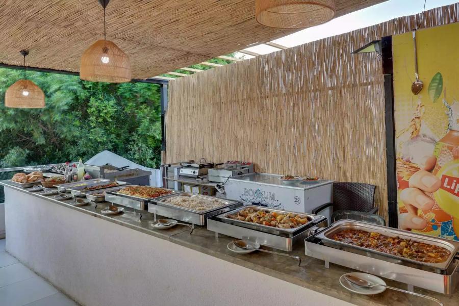 Leo Beach Resort +16 / 4 Gece 5 Gün