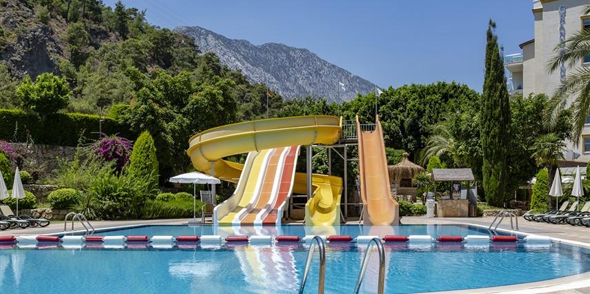 Sunland Resort Kemer 4 Gece 5 Gün