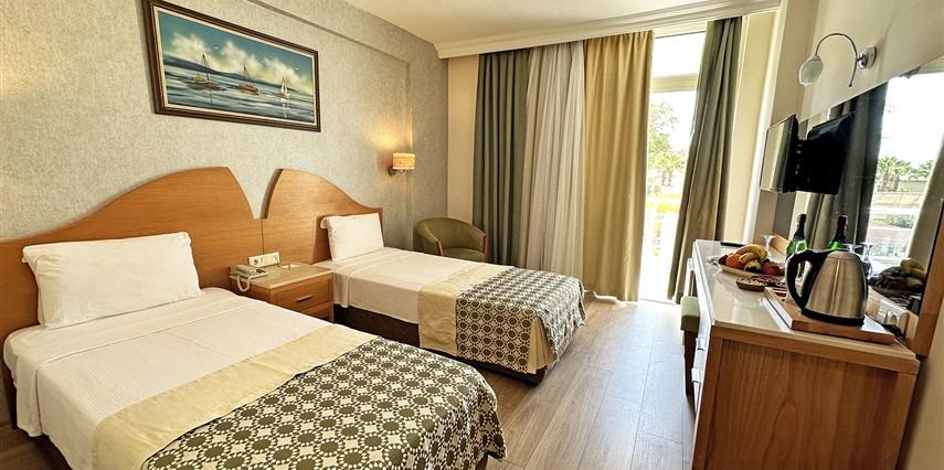 Transatlantik Beach Hotel 4 Gece 5 Gün