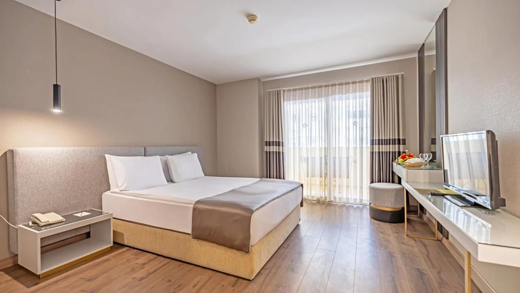 Royal Asarlık Beach Hotel 4 Gece 5 Gün