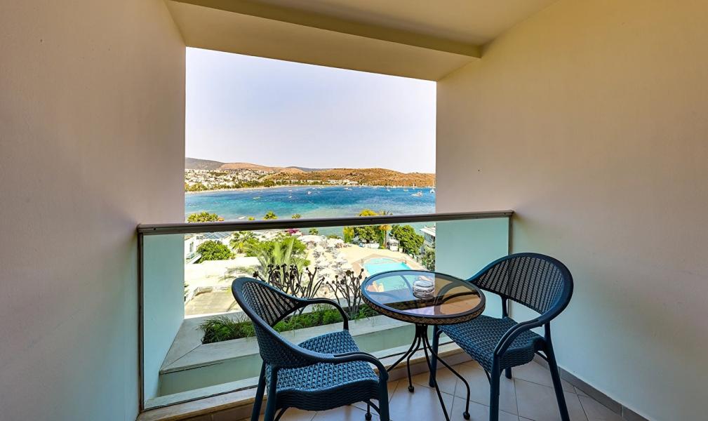 Royal Asarlık Beach Hotel 4 Gece 5 Gün