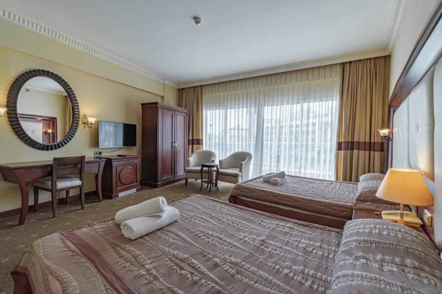 Pineta Park Deluxe Hotel 3 Gece 4 Gün