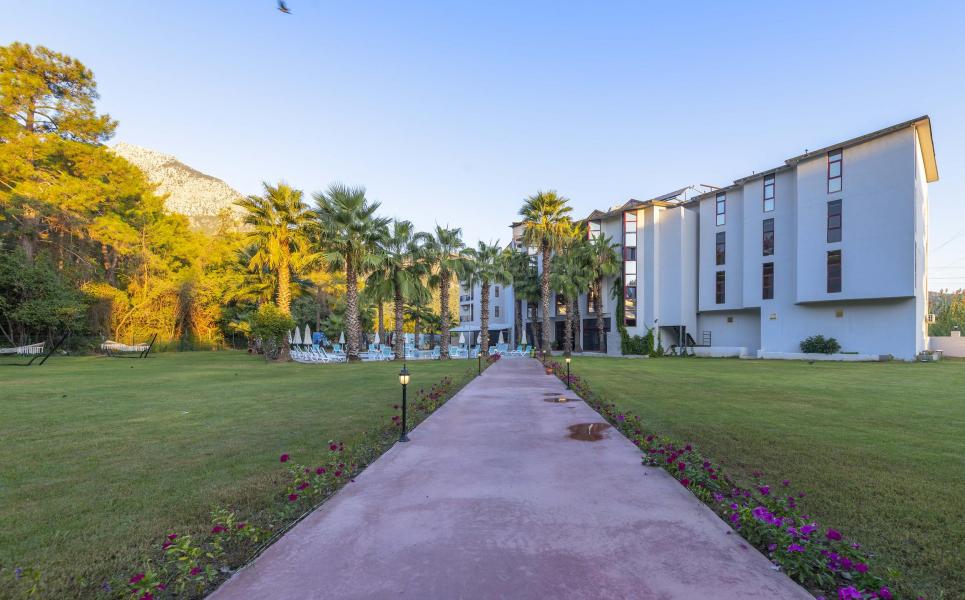 Alder Garden Hotel 3 Gece 4 Gün