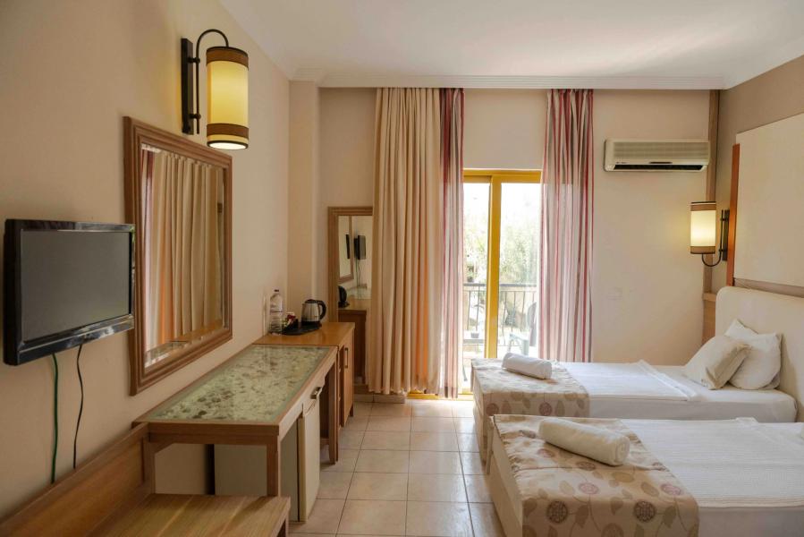Belpoint Beach Hotel 3 Gece 4 Gün