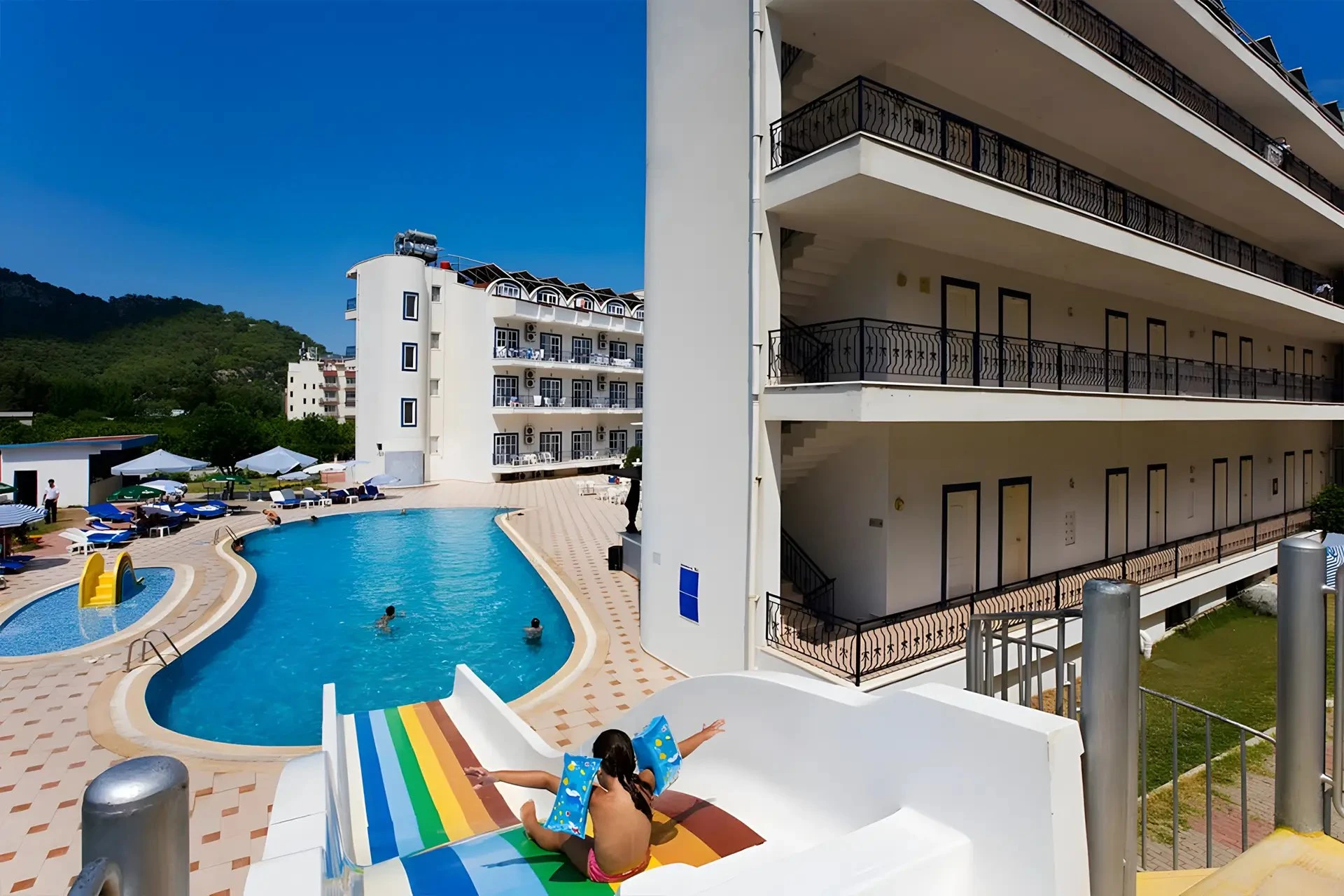 Ares Blue Hotel 3 Gece 4 Gün