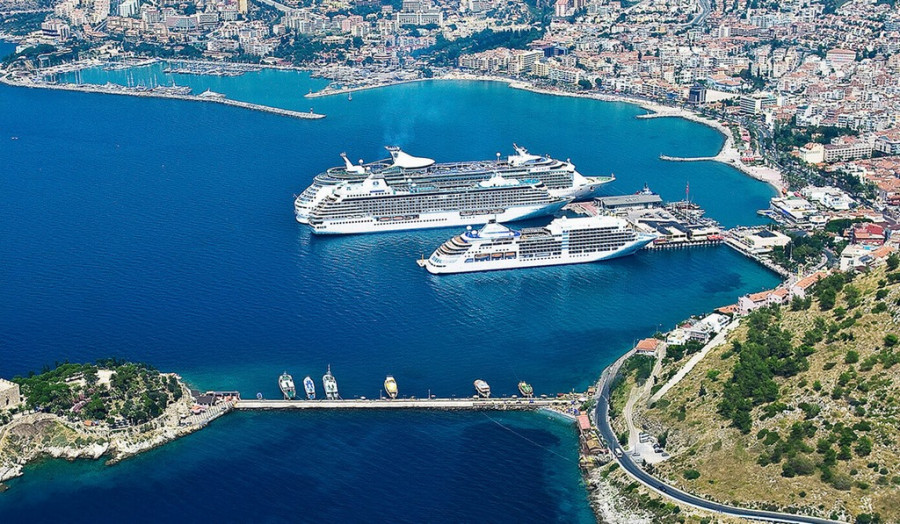 Ayvalık Kuşadası Çeşme Alaçatı Turu / 2 Gece Otel Konaklamalı / İstanbul Çıkışlı