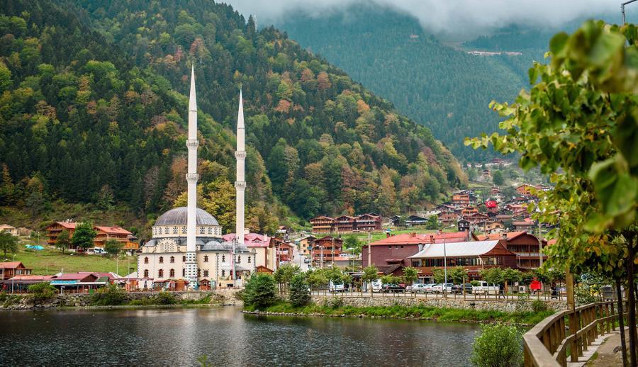 Uçaklı Doğu Karadeniz Turu (3 Gece Konaklamalı)