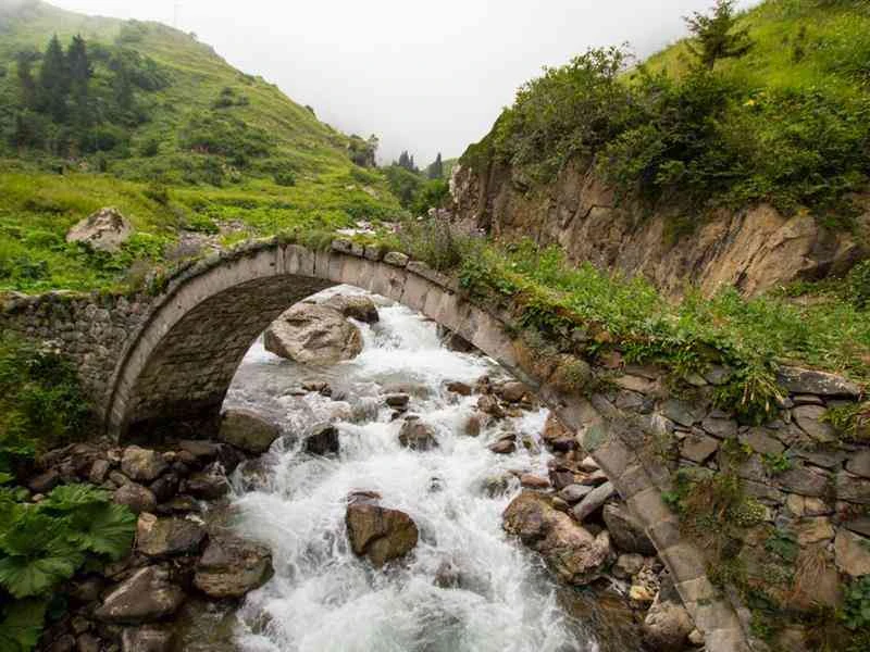 Bursa Çıkışlı Karadeniz ve Batum Turu 3 Gece Otel Konaklaması (Batum Turu Dahil)