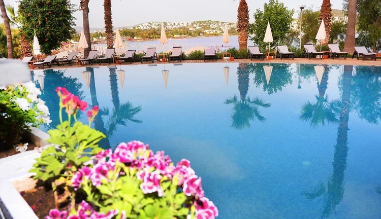 Mira Beach Bodrum | 3 Gece Otel Konaklamalı