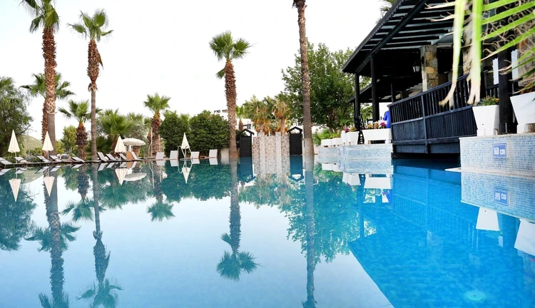 Mira Beach Bodrum | 3 Gece Otel Konaklamalı