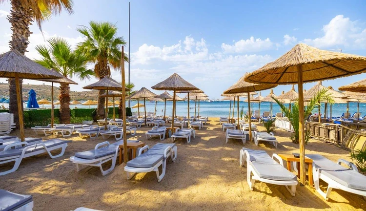 Leo Beach Resort +16 | 4 Gece Konaklamalı