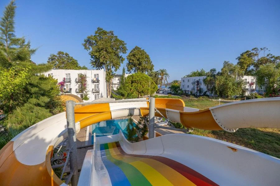 Luna Beach Hotel Bodrum | 4 Gece Konaklamalı 