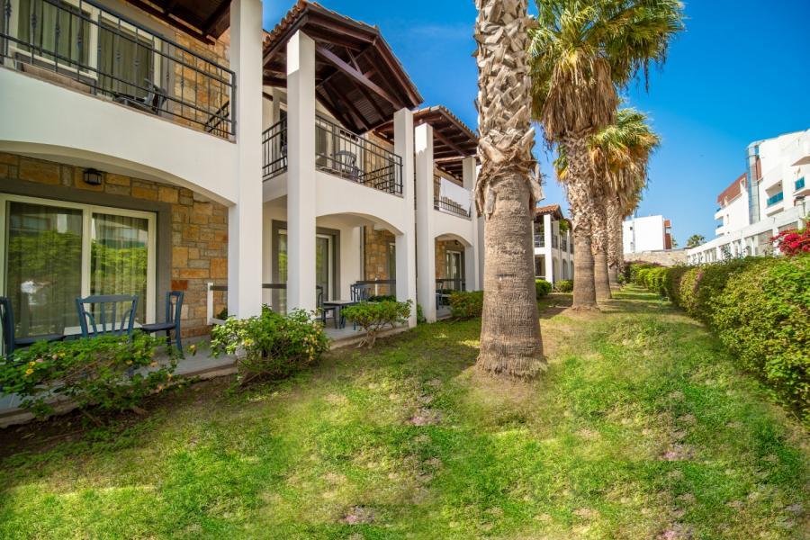 Tiana Beach Resort Bodrum | 3 Gece Konaklamalı
