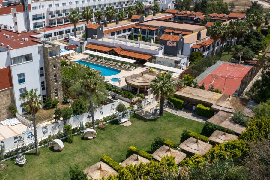 Tiana Beach Resort Bodrum | 3 Gece Konaklamalı