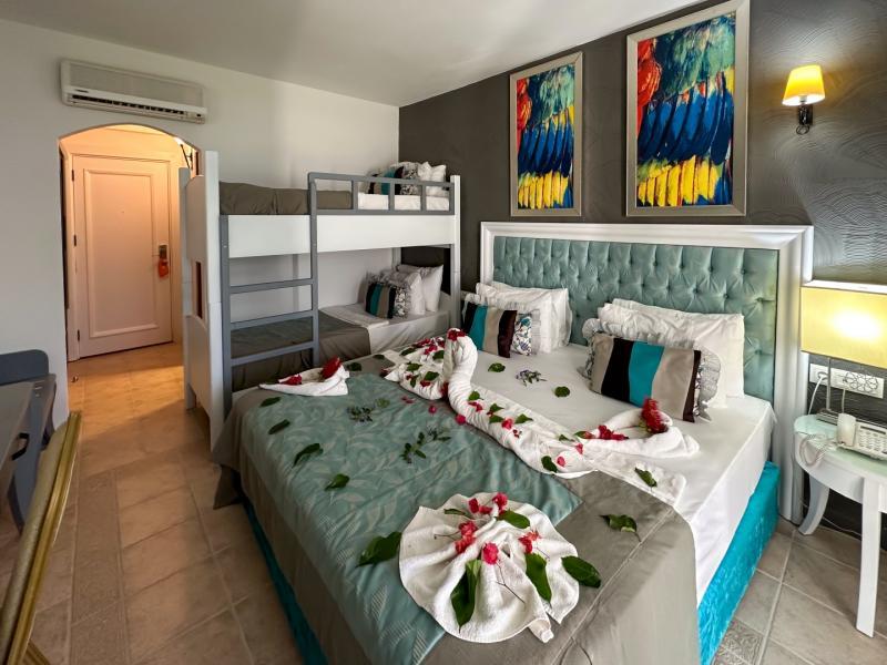 Tiana Beach Resort Bodrum | 3 Gece Konaklamalı