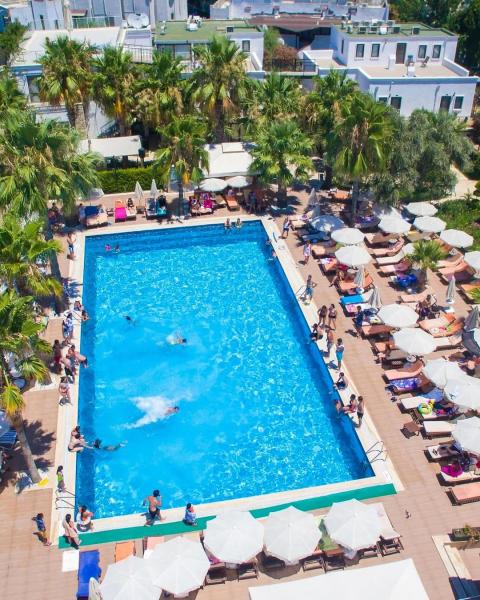 Anadolu Hotel Gümbet Bodrum |3 Gece Konaklamalı | İstanbul , İzmit, Bursa Ve İzmir Hareketli