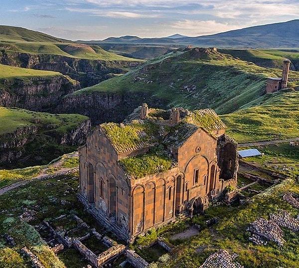 Uçaklı Batum Tiflis Kars Erzurum Doğu Ekspresi Turu (3 gece Konaklamalı)