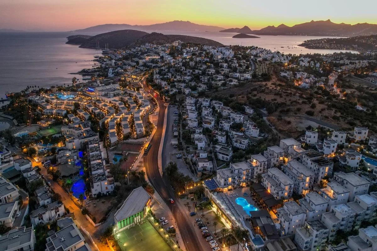 Fora Holiday Hotel Bodrum Gümbet / 4 Gece 5 Gün