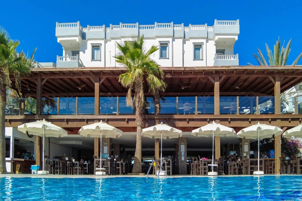 Fora Holiday Hotel Bodrum Gümbet / 4 Gece 5 Gün