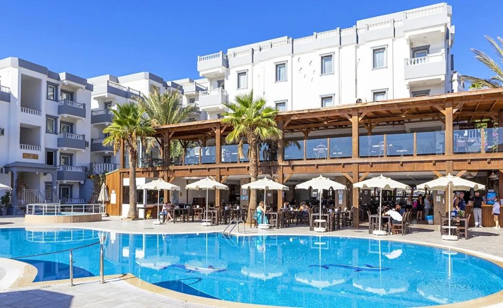 Fora Holiday Hotel Bodrum Gümbet / 3 Gece 4 Gün