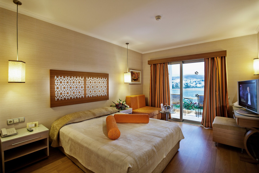 Royal Asarlık Beach Spa Bodrum | 4 Gece 5 Gün