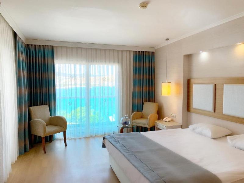 Royal Asarlık Beach Spa Bodrum | 4 Gece 5 Gün