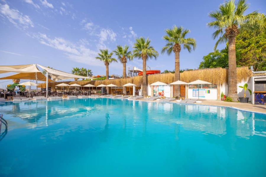 Leo Beach Resort  +16 / 3 Gece 4 Gün 