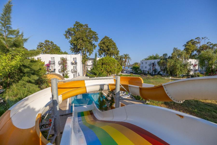 Luna Beach Resort Bodrum Hotel Kadıkalesi | 4 Gece Konaklamalı