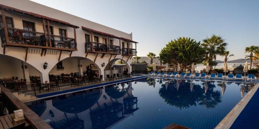 Costa Bitezhan Beach Bodrum 3 Gece 4 Gün 
