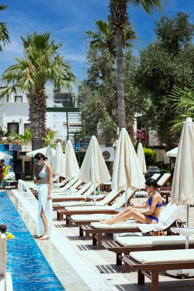  Anadolu Hotels Bodrum 4 Gece 5 Gün  